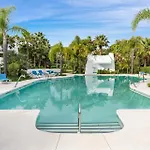 Vivi Homes - Casa Sereno - Lagoon - Pool - Garden - View Apartment *