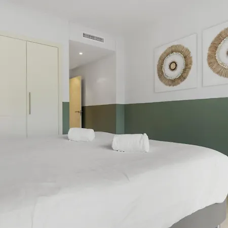 Apartment Vivi Homes - Casa Sereno Pool, Terrace & Garden Estepona