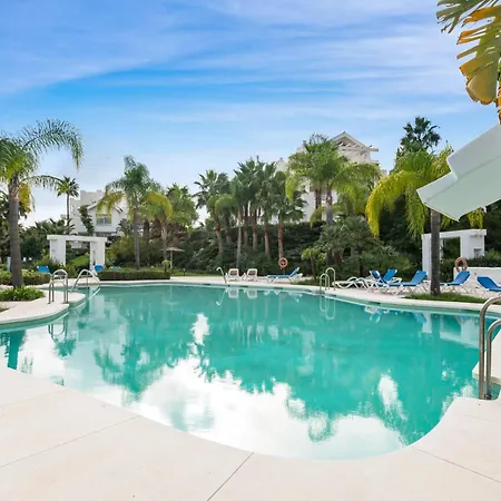 Vivi Homes - Casa Sereno Pool, Terrace & Garden Estepona