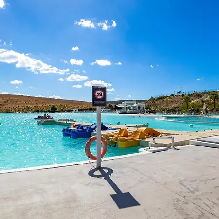 Vivi Homes - Casa Sereno Pool, Terrace & Garden *