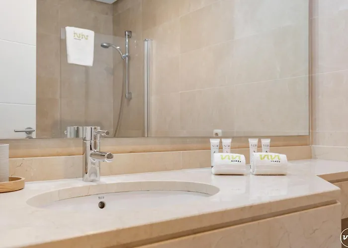 Vivi Homes - Casa Sereno - Lagoon - Pool - Garden - View Εστεπόνα