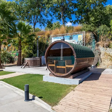 Vivi Homes - Casa Sereno - Lagoon - Pool - Garden - View Estepona