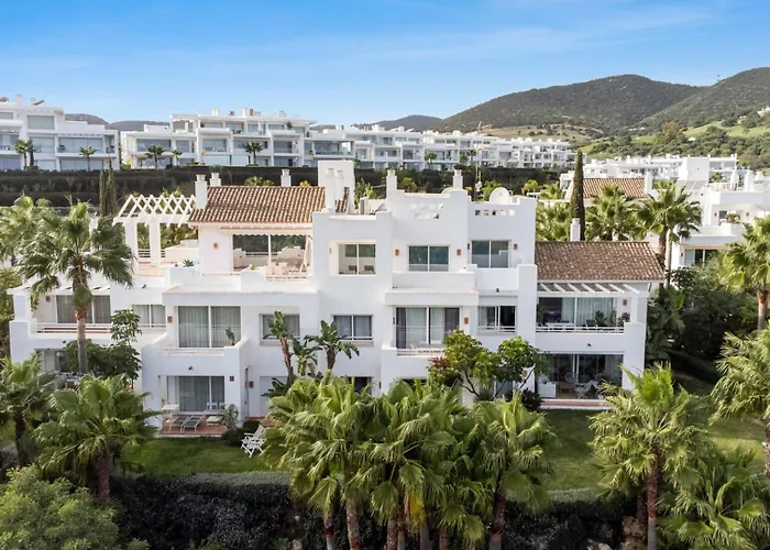 Vivi Homes - Casa Sereno - Lagoon - Pool - Garden - View Apartamento Estepona
