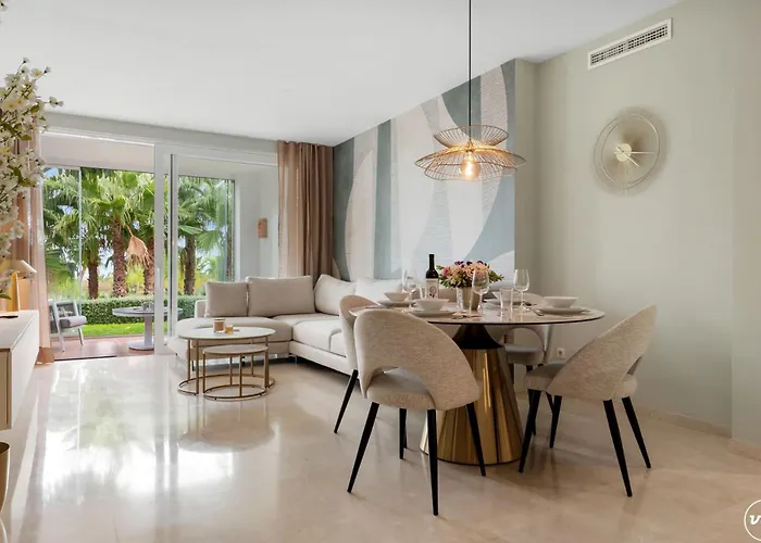 Vivi Homes - Casa Sereno - Lagoon - Pool - Garden - View * Estepona